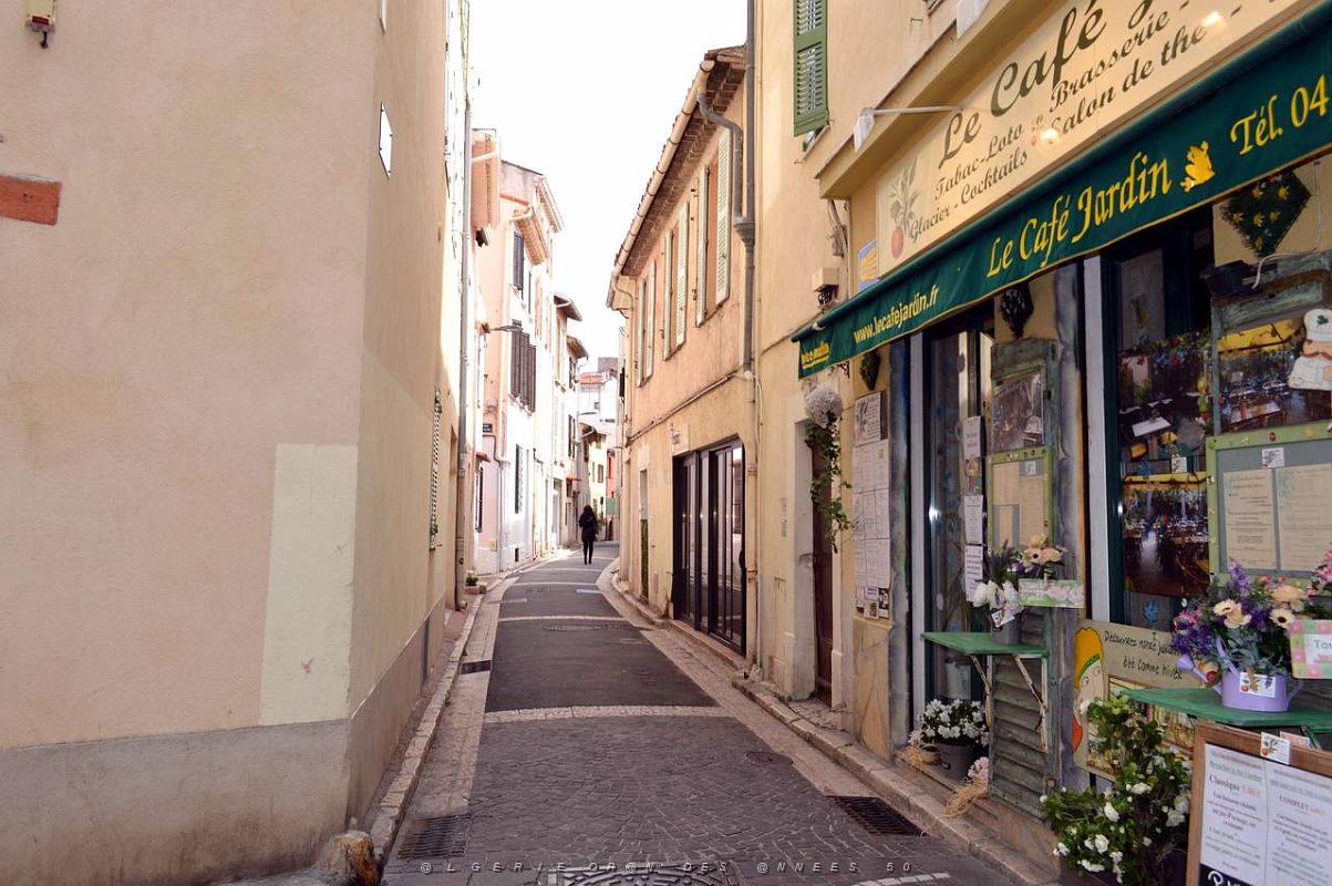 068- Antibes.JPG